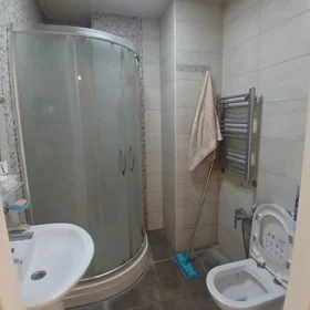 In Baku 60.0 m² apartment is for sale - Image 10