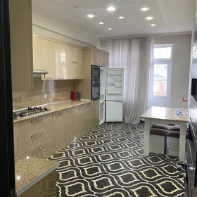 In Səbail rayonu 137.0 m² apartment is for sale - Image 5
