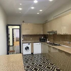 In Səbail rayonu 137.0 m² apartment is for sale - Image 6