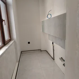 In Baku 72.0 m² apartment is for sale - Image 9