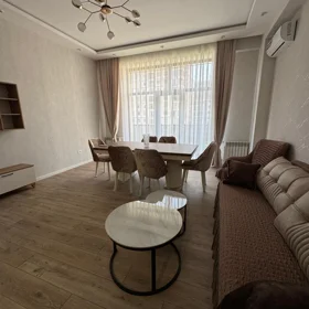 In Baku 80.0 m² apartment is for rent - Image 3