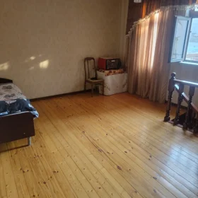 In Baku 60.0 m² house with 2.0 rooms is for rent - Image 6