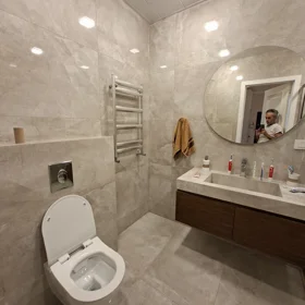 In Baku 107.0 m² apartment is for sale - Image 5