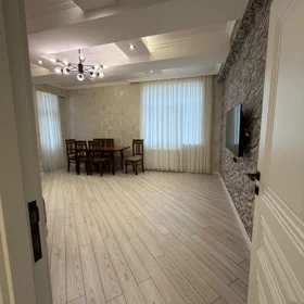 In Baku 130.0 m² apartment is for rent - Image 4