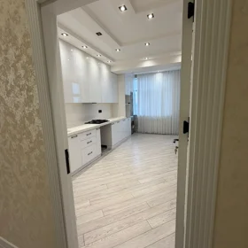 In Baku 130.0 m² apartment is for rent - Image 9
