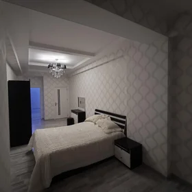In Baku 185.0 m² apartment is for rent - Image 8