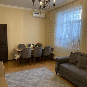 In Baku 93.0 m² apartment is for sale - Image 4