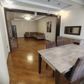 In Baku 100.0 m² apartment is for sale - Image 5