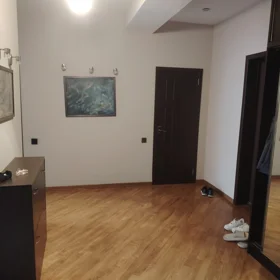 In Baku 100.0 m² apartment is for sale - Image 7