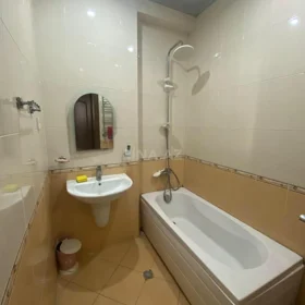 In Xətai rayonu 65.0 m² apartment is for rent - Image 10