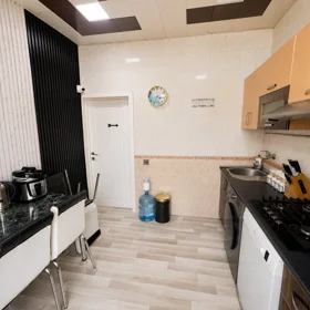 In Baku 85.0 m² apartment is for sale - Image 9