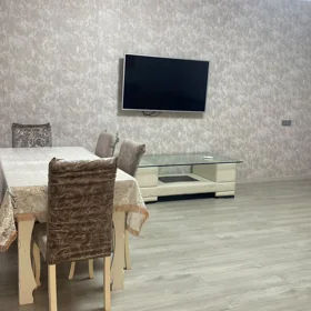 In Baku 160.0 m² apartment is for rent - Image 4