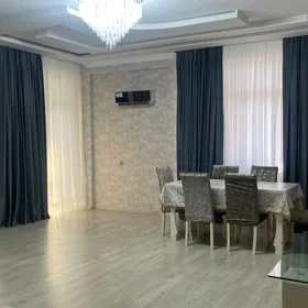 In Baku 160.0 m² apartment is for rent - Image 5