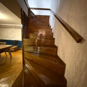 In Baku 140.0 m² apartment is for sale - Image 2