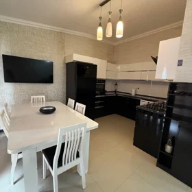 In Baku 140.0 m² apartment is for sale - Image 6