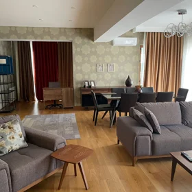 In Xətai rayonu 180.0 m² apartment is for rent - Image 3