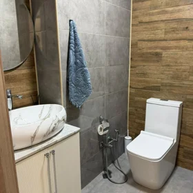 In Baku 70.0 m² apartment is for rent - Image 10