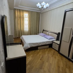 In Baku 80.0 m² apartment is for rent - Image 6