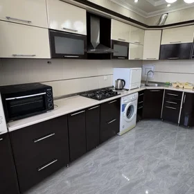 In Baku 80.0 m² apartment is for rent - Image 10