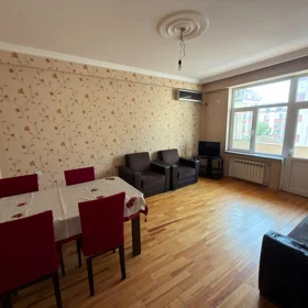 In Baku 90.0 m² apartment is for rent - Image 9