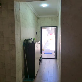 In Baku 110.0 m² house with 3.0 rooms is for rent - Image 2