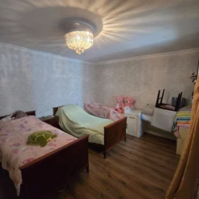 In Baku 110.0 m² house with 3.0 rooms is for rent - Image 9