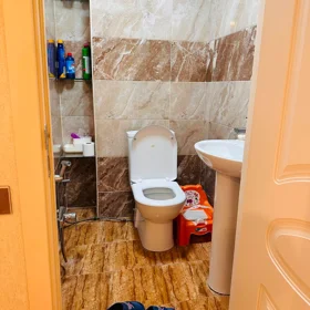 In Baku 85.0 m² apartment is for rent - Image 10