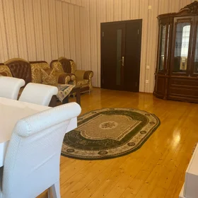 In Baku 100.0 m² apartment is for rent - Image 3