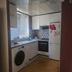 In Baku 65.0 m² apartment is for sale - Image 5