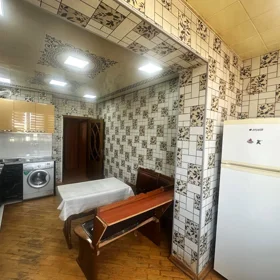In Baku 70.0 m² apartment is for rent - Image 5