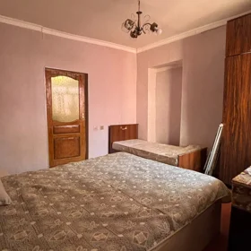 In Baku 28.0 m² house with 2.0 rooms is for rent - Image 3
