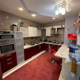 In Baku 120.0 m² apartment is for rent - Image 6
