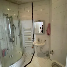 In Baku 120.0 m² apartment is for rent - Image 7