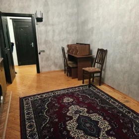 In Baku 100.0 m² apartment is for rent - Image 4
