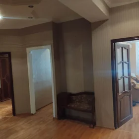 In Khirdalan 85.0 m² apartment is for rent - Image 3