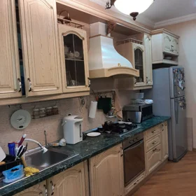 In Baku 152.0 m² apartment is for sale - Image 7