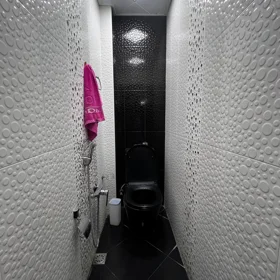 In Səbail rayonu 110.0 m² apartment is for sale - Image 2