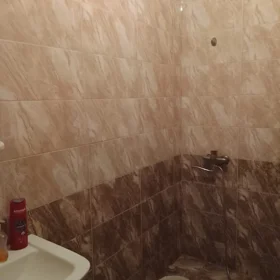 In Binəqədi rayonu 65.0 m² apartment is for rent - Image 8