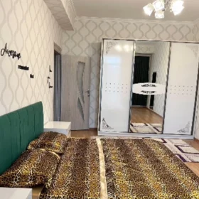 In Baku 90.0 m² apartment is for rent - Image 6