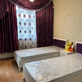 In Baku 90.0 m² apartment is for rent - Image 8