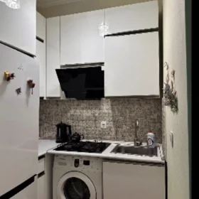 In Baku 90.0 m² apartment is for rent - Image 9