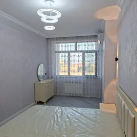 In Baku 93.0 m² apartment is for rent - Image 2