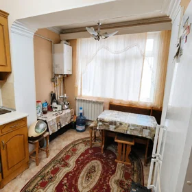In Baku 100.0 m² apartment is for sale - Image 2