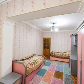 In Baku 100.0 m² apartment is for sale - Image 7