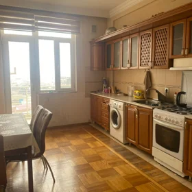 In Baku 124.0 m² apartment is for sale - Image 5