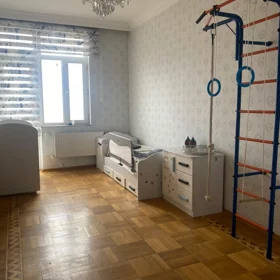 In Baku 124.0 m² apartment is for sale - Image 7