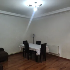 In Baku 70.0 m² apartment is for sale - Image 3
