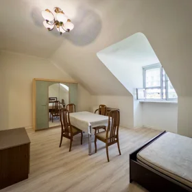In Baku 60.0 m² apartment is for rent - Image 4
