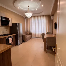 In Baku 90.0 m² apartment is for rent - Image 3