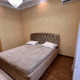 In Baku 90.0 m² apartment is for rent - Image 9